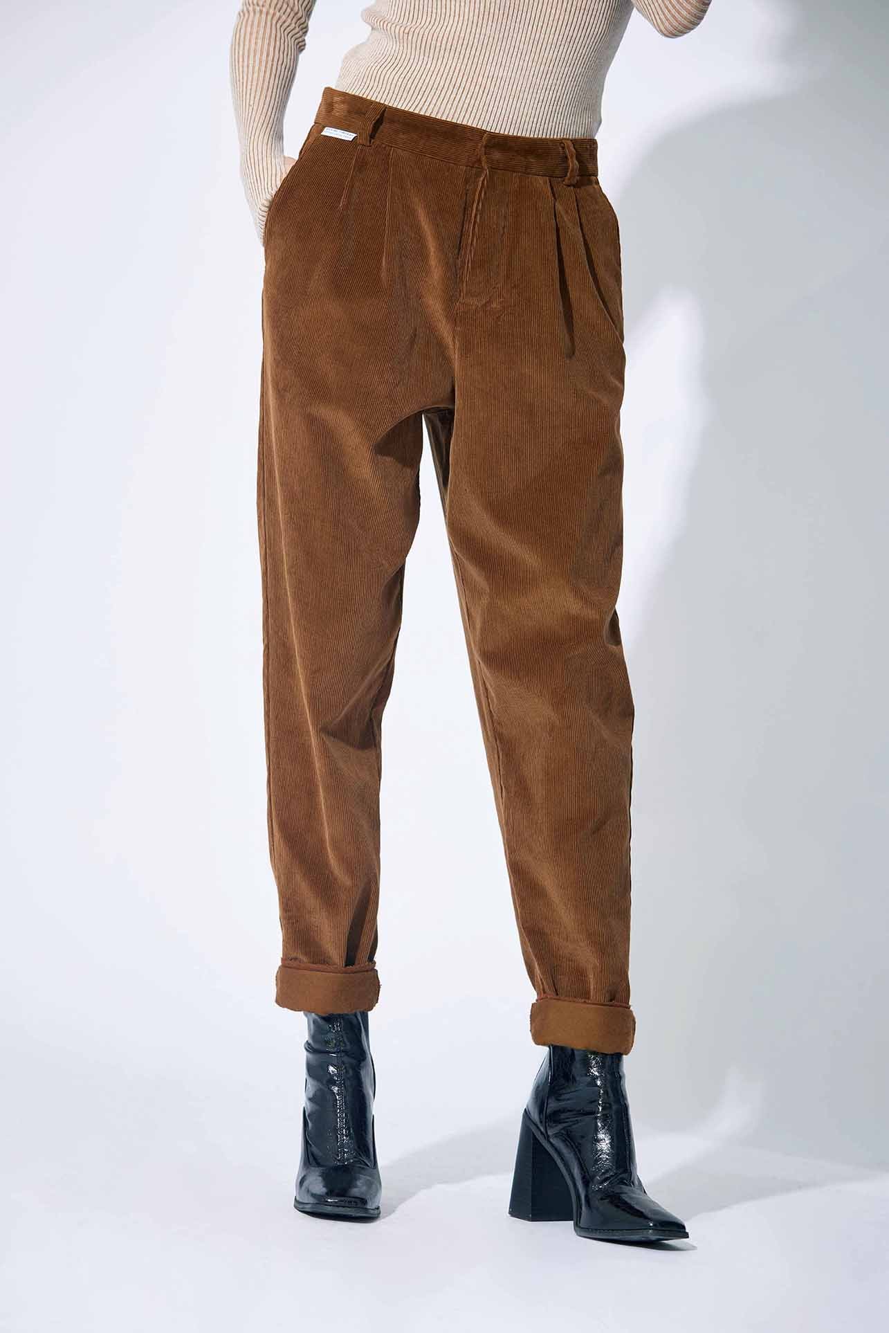 pantalon-carotte-512xhd-1.jpg